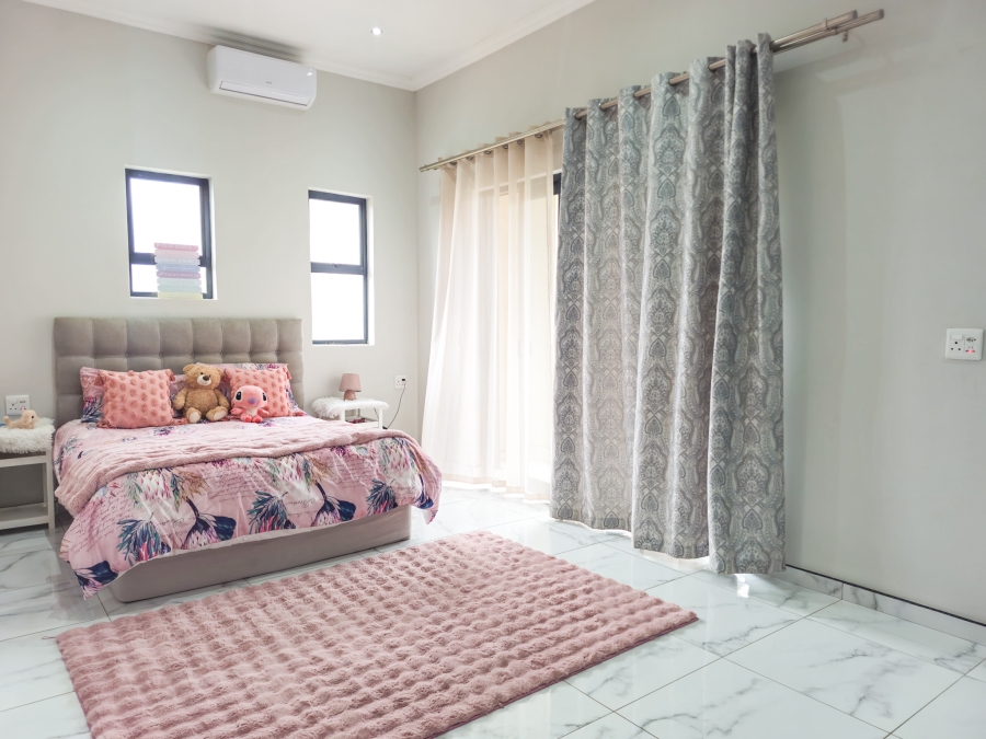 4 Bedroom Property for Sale in Xanadu Eco Park North West
